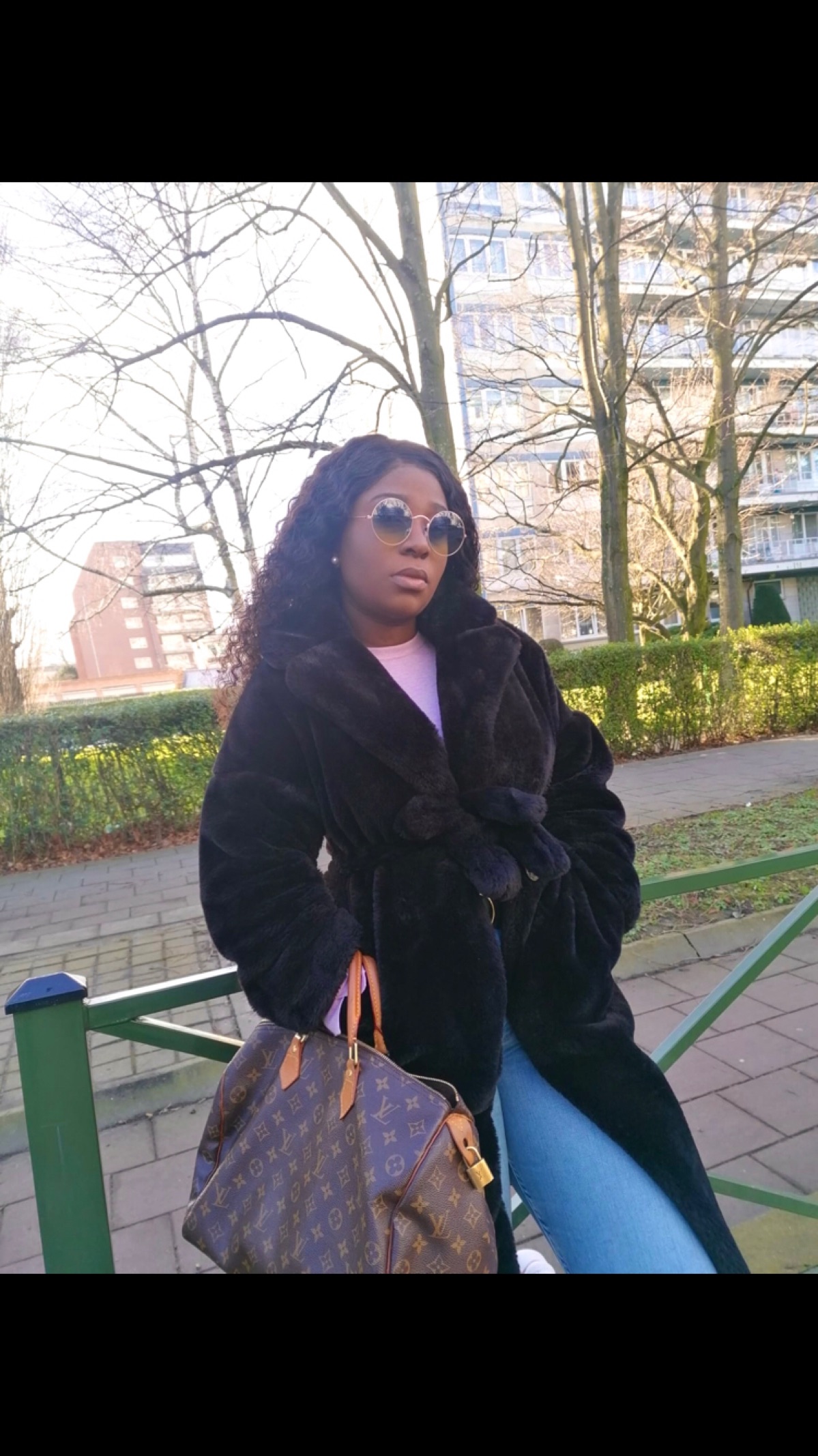 fur effect coat with belt de Zara sur Rach_Vanness