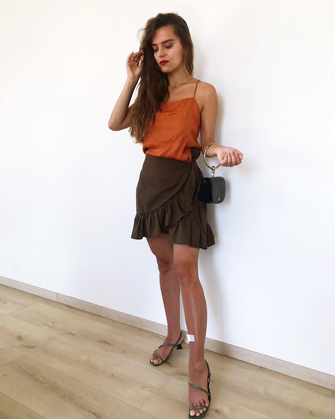 sandals with straps de Zara sur paulagurazda sur SCANDALOOK