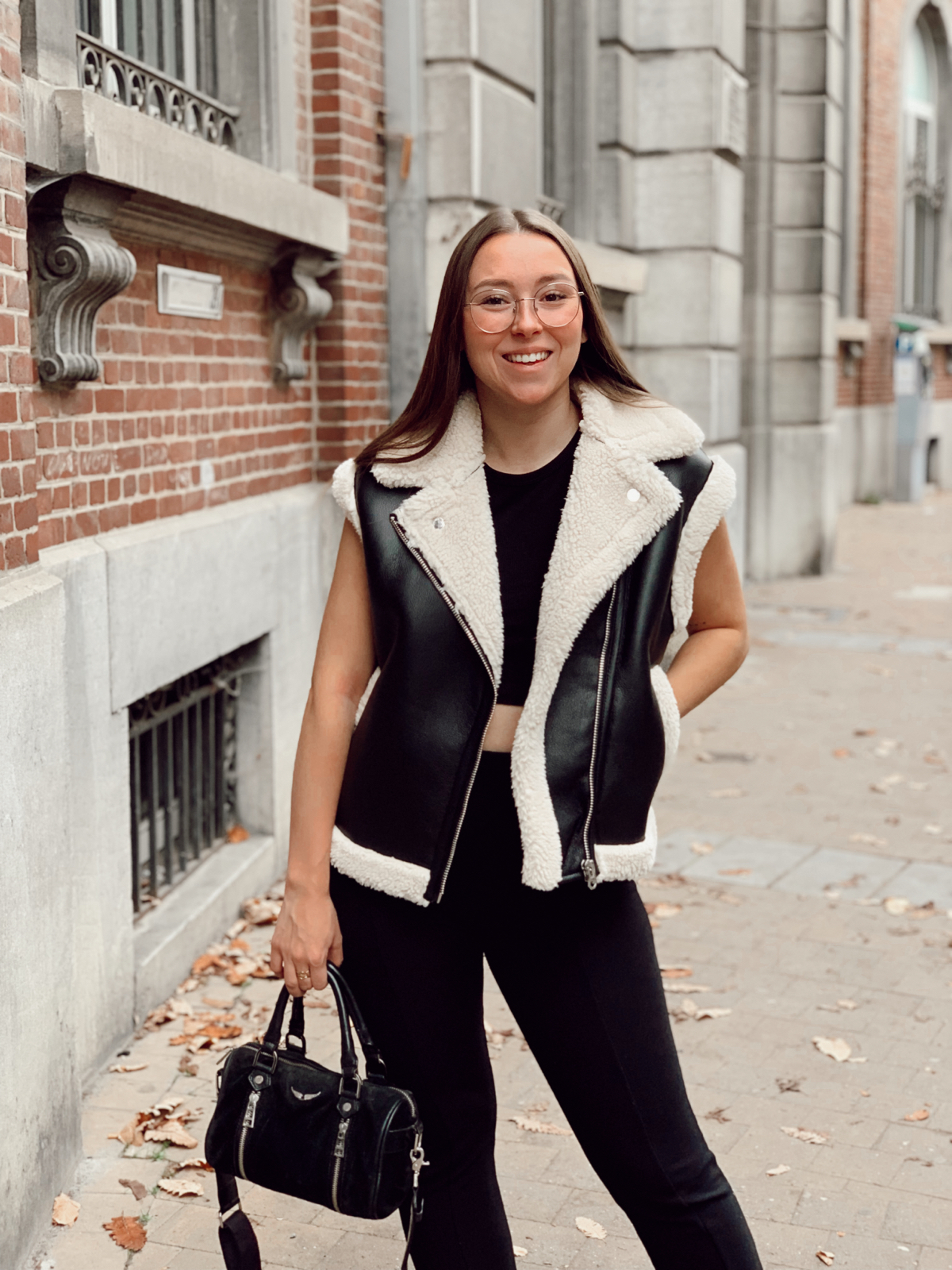 doudoune sans manches double face similicuir de bershka sur colinewaltenier